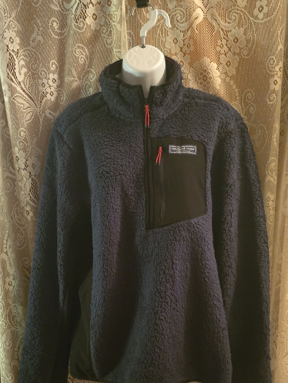 New Vineyard Vines‎ Men's Size M Navy Sherpa Pullover Black Chest Pocket
